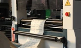 Paper leveling unit